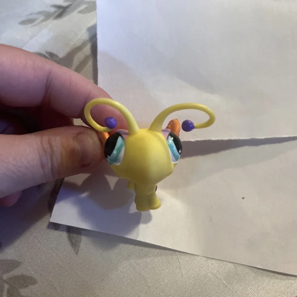 LPS Littlest Pet Shop Butterfly #497